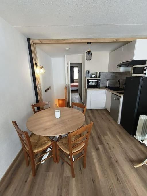 T2 Cosy Au Pied Des Pistes Apartment Bagnères-de-Bigorre Екстериор снимка