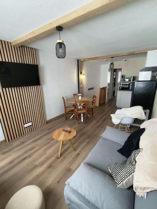 T2 Cosy Au Pied Des Pistes Apartment Bagnères-de-Bigorre Екстериор снимка
